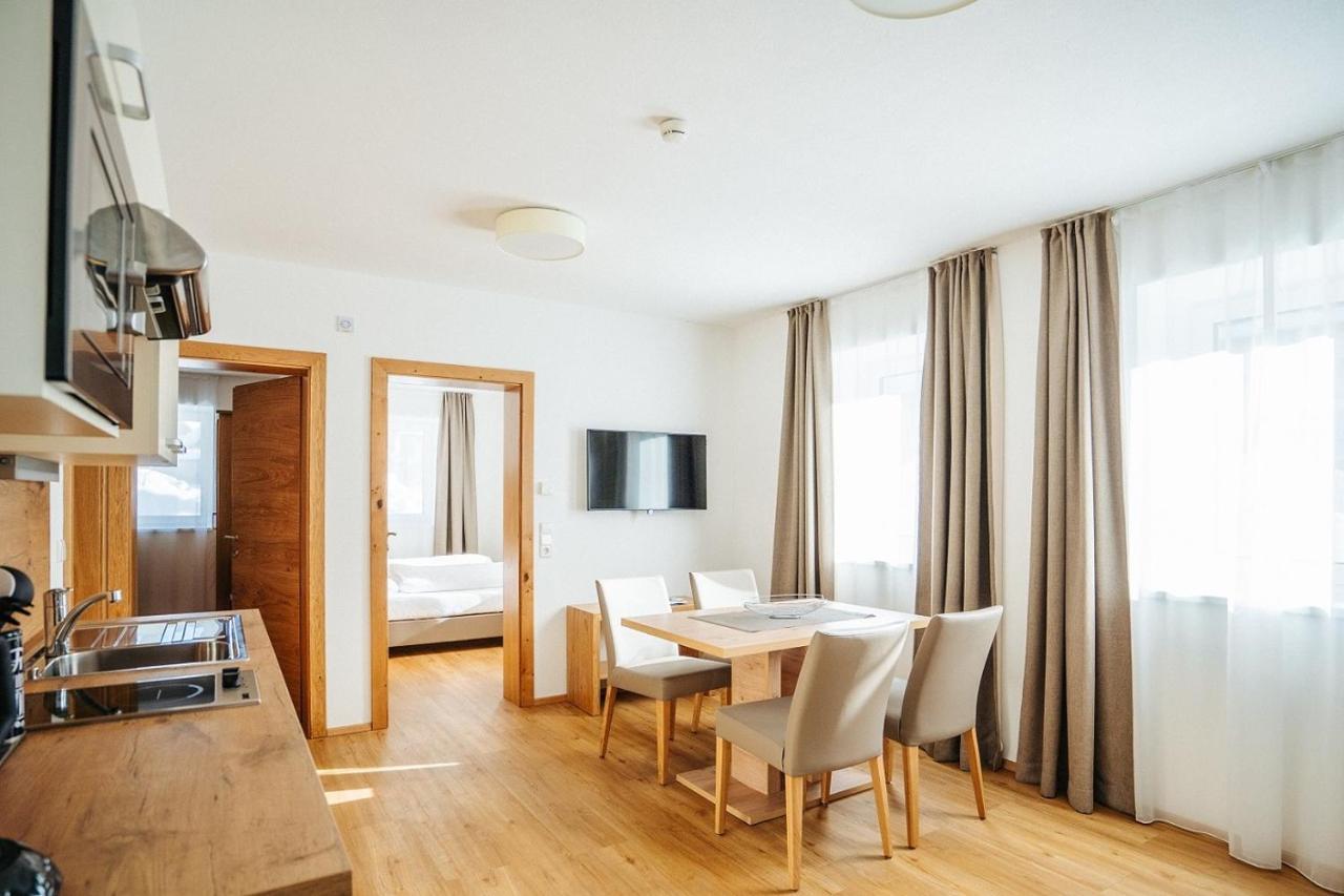 Apartmenthaus Strasswirt De Luxe Tröpolach Eksteriør bilde