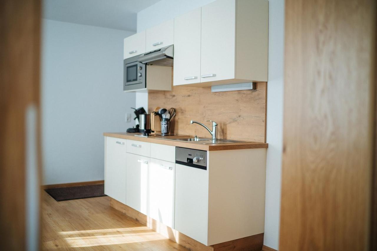 Apartmenthaus Strasswirt De Luxe Tröpolach Eksteriør bilde