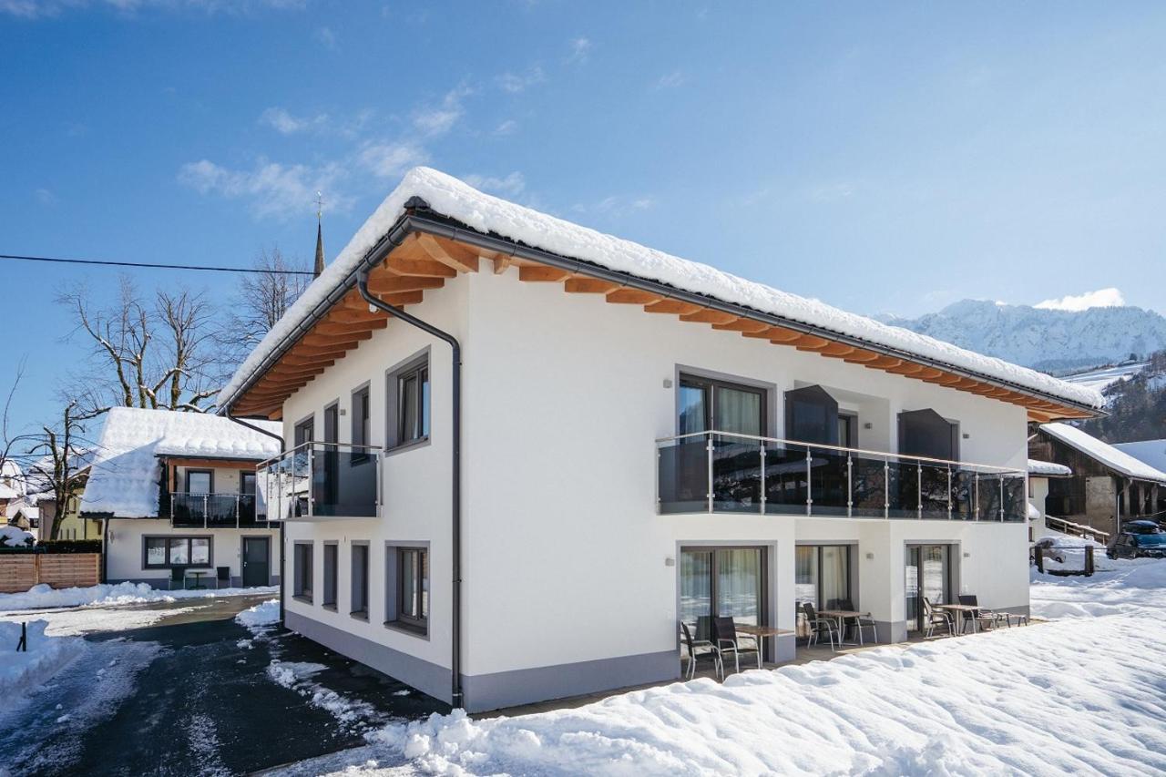 Apartmenthaus Strasswirt De Luxe Tröpolach Eksteriør bilde